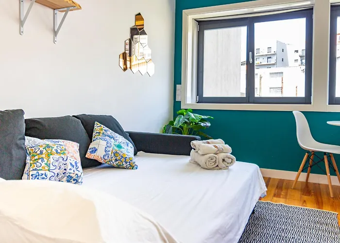 Apartman Guest H4u - Batalha Center