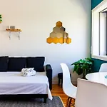 Guest H4u - Batalha Center Apartman Porto
