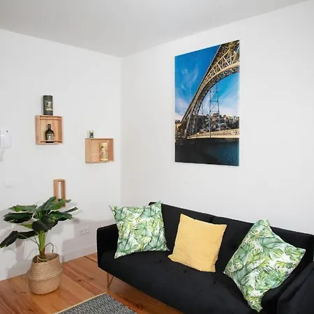 Apartment Guest H4u - Batalha Center