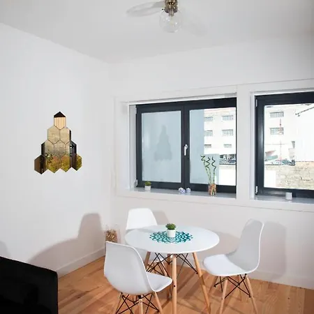 Apartment Guest H4u - Batalha Center *