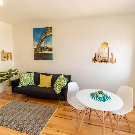 Apartment Guest H4u - Batalha Center