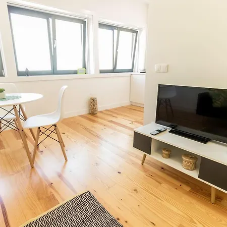 Apartment Guest H4u - Batalha Center *