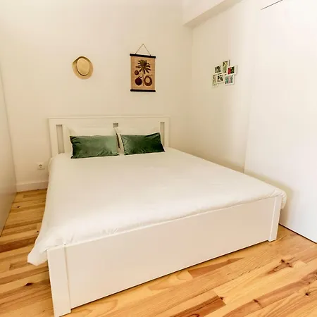 Apartment Guest H4u - Batalha Center *