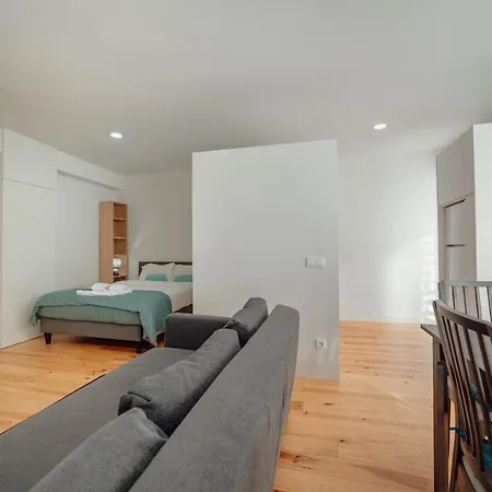 Apartment Guest H4u - Batalha Center