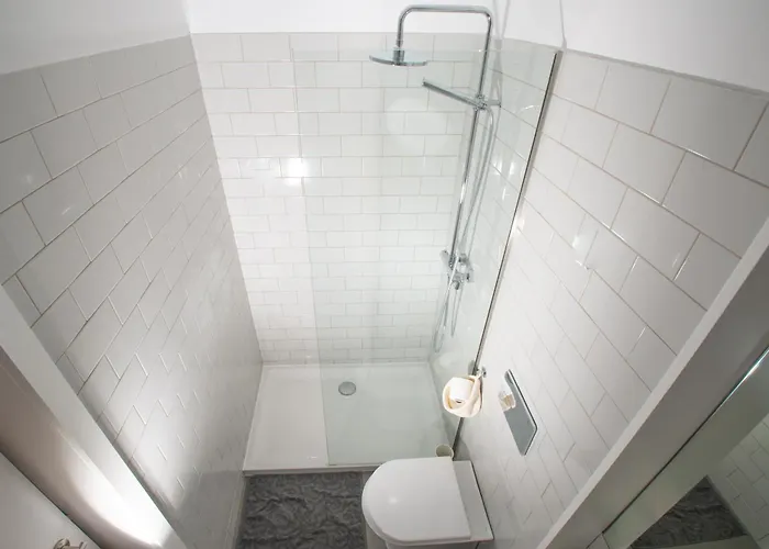 Guest H4u - Batalha Center * 포르투